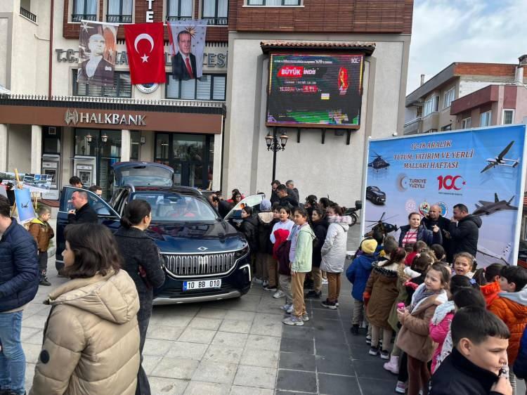 <p>Balıkesir’in Havran ilçesinde <strong>yerli</strong> ve milli teknolojiler ile Tutum, Yatırım ve <strong>Yerli</strong> Malı Haftası kutlandı.</p>