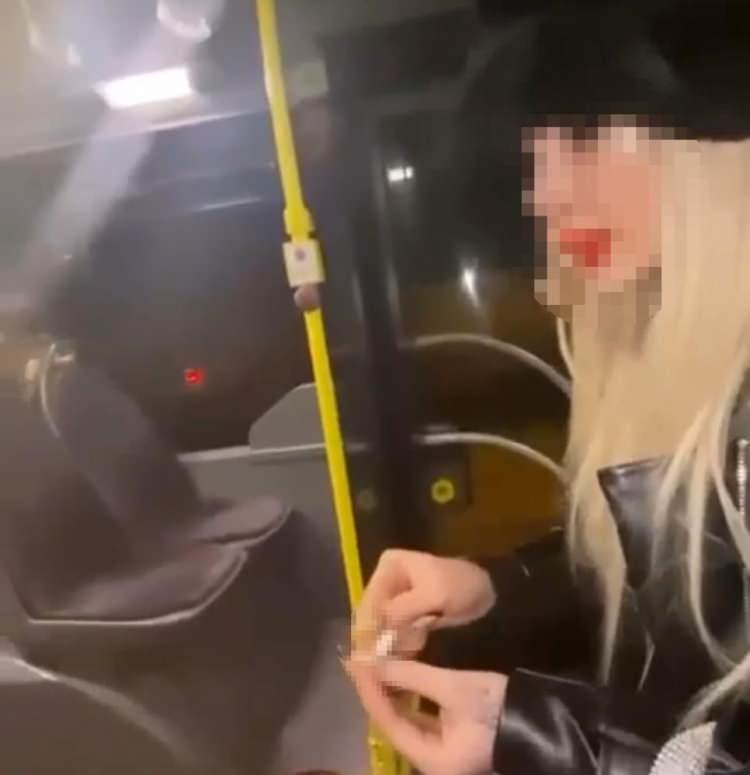 <p>İstanbul’da metrobüse binen 3 kadın, seyir halindeyken iddiaya göre, uyuşturucu madde hazırladı.</p>
