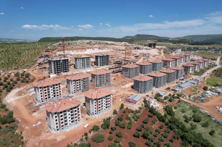 <p><span style="color:#B22222"><strong>KİRALARDAKİ ASIL DÜŞÜŞ DEPREM BÖLGESİNDE</strong></span></p>