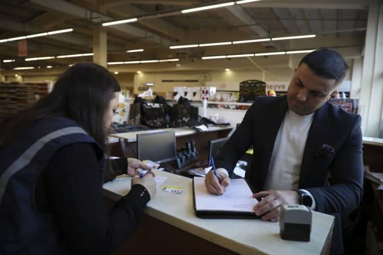 <p>Söz konusu aykırılıklar incelenmek üzere Ticaret Bakanlığının denetimine sunulacak.</p>

