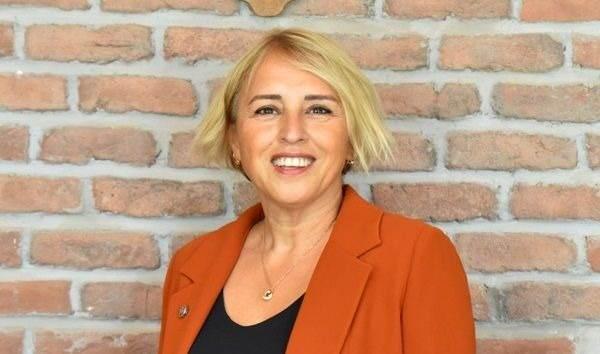 <p>Sigara içmenin astımla ilişkili olumsuz etkileri hakkında kanıta dayalı raporlar bulunduğunun altını çizen Prof. Dr. Can, benzer şekilde elektronik sigara içmenin var olan astımın ağırlaşmasına neden olduğunu ve astım atakları için risk faktörü olduğu ifade etti.</p>