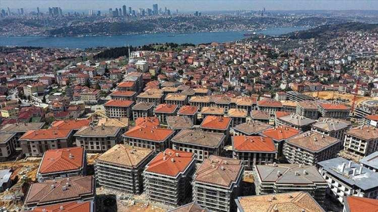 <p><strong>158 BİN KADEMELİ DÖNÜŞÜM</strong></p>
<p>Kentsel dönüşüm konusunda yüzde yüz uzlaşıya varılan konut sayısı 70 bin. Dönüşüme anlaşma sağlanan konutlardan başlanacak. Daha sonra ise uzlaşı oranı yüzde elliyi geçen yaklaşık 158 bin konut dönüştürülecek.</p>