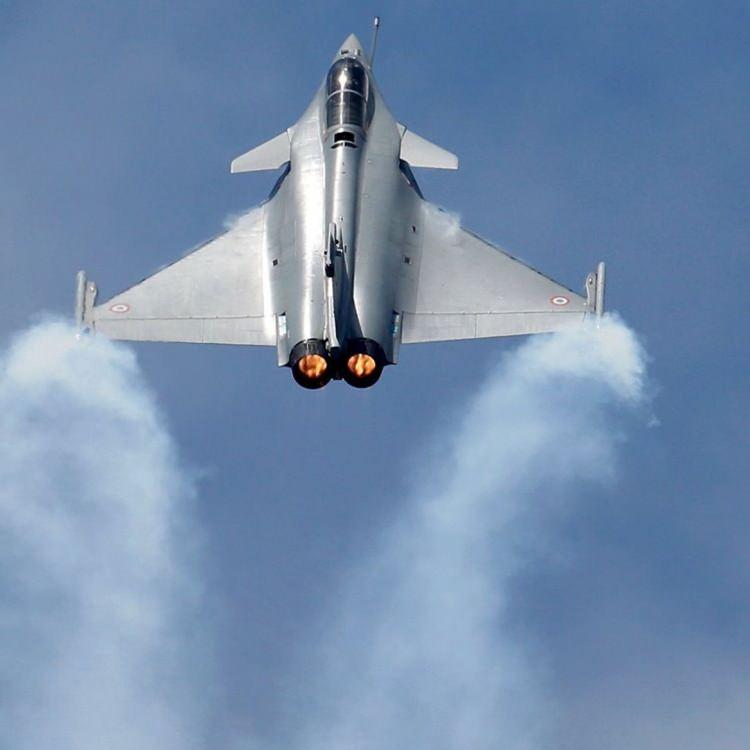 <p>8 bin uçak üreten Sivil ve askeri alanda hizmet veren Fransız havacılık ve savunma devi Dassault Aviation, özel kullanımlı Falcon jetleri ve askeri amaçlı Drone araçları da üretiyor.</p>