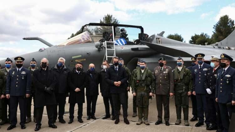 <p>Böylelikle Yunanistan’ın Rafale filosu, 12’si tek kişilik EG ve 4’ü iki kişilik DG olmak üzere 16 uçağa ulaştı. Yunanistan, 2025 yılına kadar 40 adet Dassault Rafale savaş uçağı tedarik etmeyi hedefliyor. </p>
