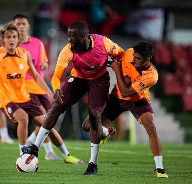 <p>14. TANGUY NDOMBELE</p>
<p>15 MİLYON EURO</p>