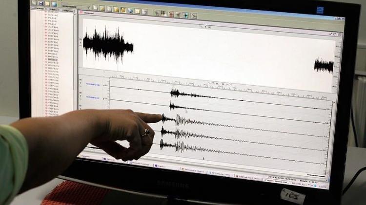 <p>Türkiye'de 45 ilde 5,5 ve üzeri deprem üretebilecek 485 diri fay bulunuyor.</p>

<p> </p>
