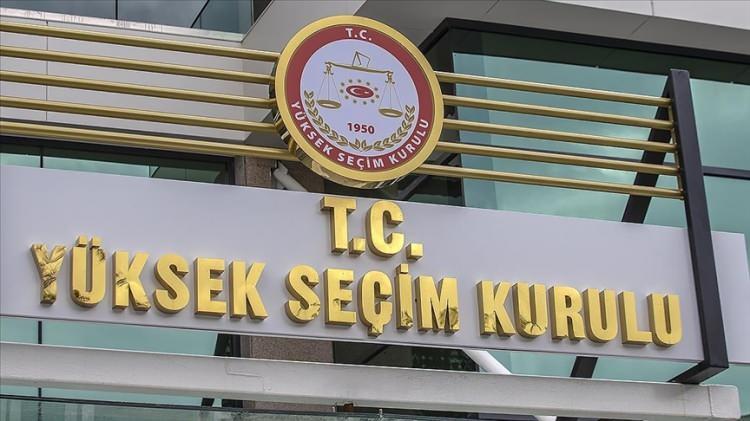 <p>&nbsp;&Ouml;te yandana bu yıl yine sandık başına gidecek olan vatandaşlar, yerel se&ccedil;im tarihini ve takvimini araştırıyor.</p>

<p>&nbsp;</p>
