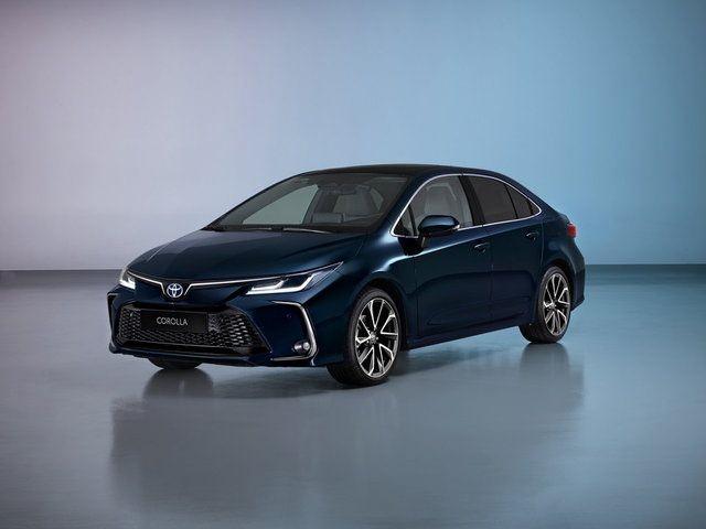 <p><strong>TOYOTA </strong>Corolla - Euro NCAP:5 yıldız</p>
<p> </p>
<p>Sakarya'dan dünyaya ihraç edilen otomobil, makyajlı versiyonu ile satışa sunulacak. Aracın 1.8 litrelik ve 2 litrelik hibrit motorlarında beygir gücü artırıldı. Buna göre, 1.8 litrelik ünite artık 140 beygir güç üretirken, Türkiye'ye getirilmeyen 2 litrelik hibrit motor ise 196 beygir güç üretir hale geldi. </p>