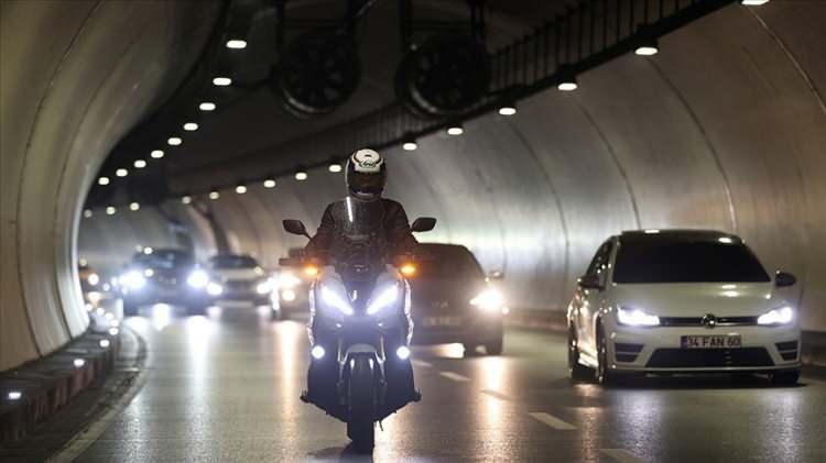 <p><strong>MOTOSİKLET 2024 MTV ORANLARI</strong></p>
<p> </p>
<p><strong>100-250 cc 1-3 yaş arası - </strong>625 TL</p>
<p><strong>100-250 cc 4-6 yaş arası - </strong>467 TL</p>
<p><strong>100-250 cc 7-11 yaş arası - </strong>345 TL</p>
<p><strong>100-250 cc 12-15 yaş arası -</strong> 212 TL</p>
<p><strong>100-250 cc 16 yaş ve üzeri -</strong> 80 TL</p>
<p><strong>251-650 cc 1-3 yaş arası -</strong> 1294 TL</p>
<p><strong>251-650 cc 4-6 yaş arası -</strong> 979 TL</p>
<p><strong>251-650 cc 7-11 yaş arası - </strong>625 TL</p>
<p><strong>251-650 cc 12-15 yaş arası -</strong> 345 TL</p>
<p><strong>251-650 cc 16 yaş ve üzeri - </strong>212 TL</p>