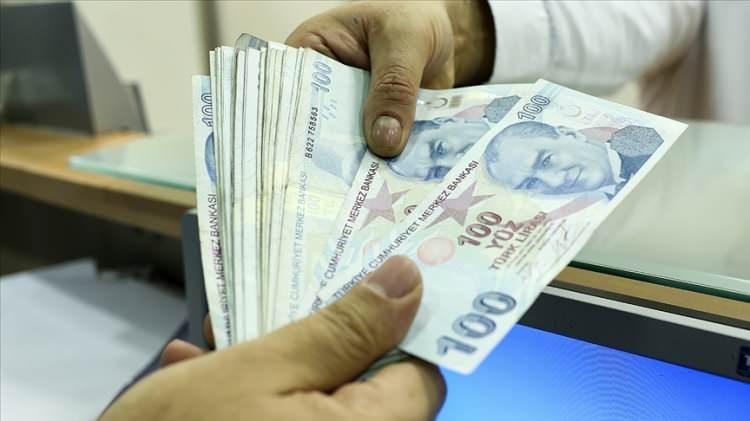 <p>10-) Asgari ücret 17.002 lira olarak açıklandı. Neden 2 TL küsurat var?</p>

<p> </p>
