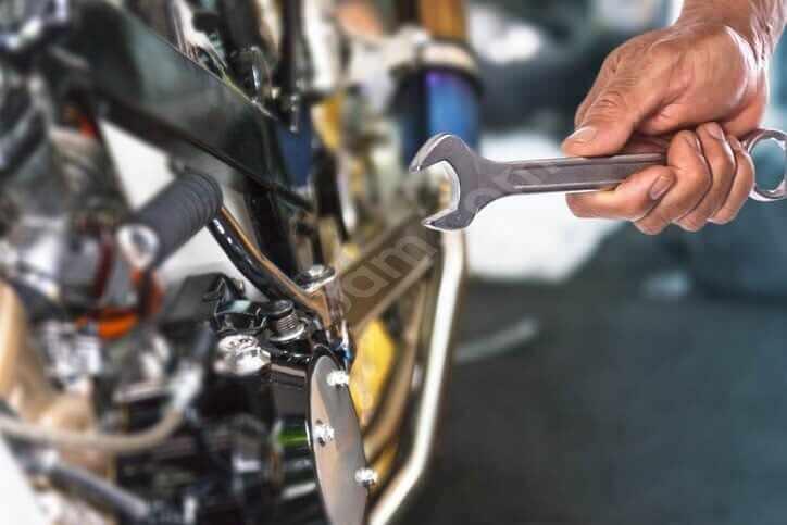 <p><strong>TOPTAN PAREKENDE TİCARET; MOTORLU KARA TAŞITLARININ VE MOTOSİKLETLERİN ONARIMI</strong></p>

<p> </p>

<p><strong>Yıllık ortalama brüt kazanç:</strong> 114 bin 524 TL</p>
