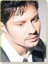 <p><strong>'Hatıralar', 'Her Gece', 'Unutulmaz', 'Kokoreç' ve 'Ah Bir Joker' gibi şarkılarıyla bir döneme damgasını vuran Mirkelam, müzik kariyerine ara vererek gözlerden uzak bir yaşam sürüyor. </strong></p>
