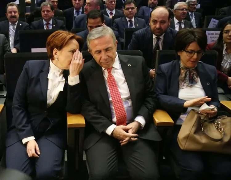 <p>Bir dönem benim kardeşim dediği Mansur Yavaş'a <strong>'korkak'</strong> yakıştırması yapan İYİ Parti Genel Başkanı Meral Akşener ise CHP'ye karşı tüm kılıçlarını kuşandı</p>
<p> </p>