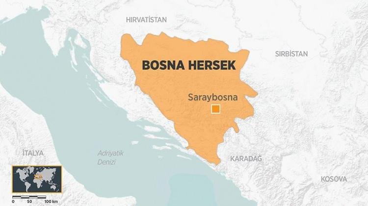 <p>Daha önce de Anayasa Mahkemesi, kamuya ait mülklerin işletme yetkisinin entiteye, mülkiyet hakkının ise Bosna Hersek devletine ait olduğuna hükmetmişti.​​​​​​​</p>
