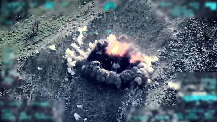 <p><strong>İNLERİ BAŞLARINA YIKILDI</strong></p>

<p>Hain saldırının ardından Hava Kuvvetleri devreye girdi. F-16 uçaklar ile Irak ve Suriye kuzeyinde bulunan terörist hedeflerine hava harekatları yapıldı.</p>
