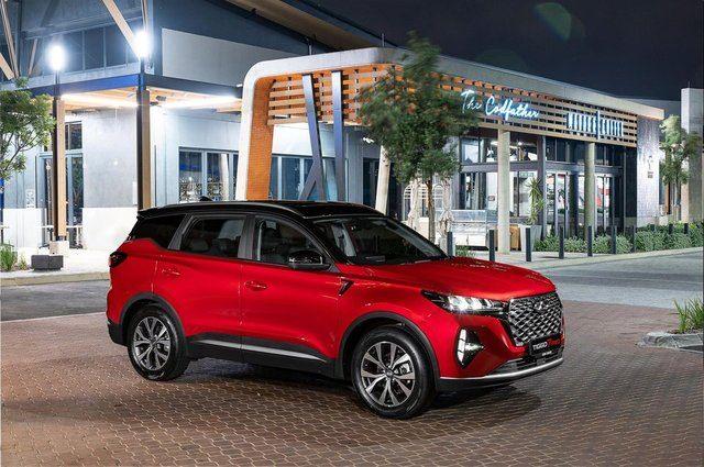 <p><strong>CHREY TIGGO 7 PRO</strong></p>

<p> </p>

<p>Chery'nin c-segment suv modeli de 1.6 litre benzinli motor ve 7 ileri otomatik şanzıman ile bahar aylarında satışa çıkacak. </p>
