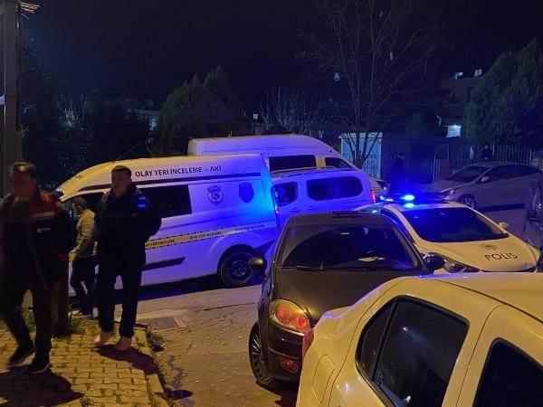 <p>Olay, 19.00 sıralarında Yunus Emre Mahallesi'nde bulunan 4 katlı binanın giriş katında yaşandı. 11 yaşındaki Efe Özçelik, babasına ait olduğu öğrenilen tabanca ile, ensesinden vurularak öldürülmüş halde bulundu. </p>