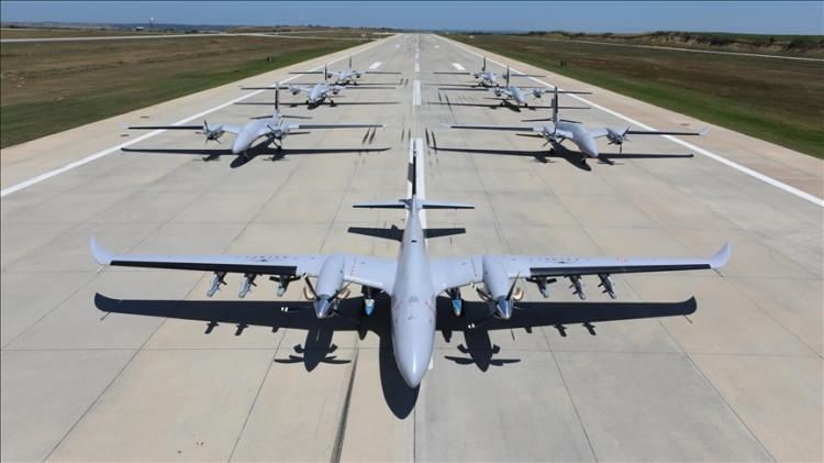 <p>LGK-82 Güdüm Kiti, TOLUN Güdümlü Minyatür Bomba Bayraktar AKINCI'ya entegre edilerek atışı başarıyla tamamlandı.</p>
<p>LGK-81 Güdüm Kiti HÜRKUŞ'a entegre ederek atış yapıldı.</p>
<p>AKKOR Aktif Koruma Sistemi göreve hazır hale getirildi.</p>
<p>Erken ihbar radarı ERALP'in geçici kabul testleri gerçekleştirildi.</p>
<p>MARLIN SİDA'dan ilk füze, MİR İDA'dan ilk torpido atışı yapıldı.</p>
<p>ALBATROS Kamikaze İnsansız Deniz Aracı ile hedef başarıyla vuruldu.</p>
<p>Elektronik harpte sürü İHA konsepti başarıyla uygulandı.</p>