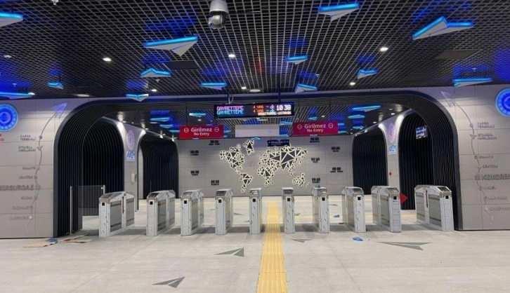 <p><strong>SİVİL ALANDAKİ ÇALIŞMALAR</strong></p>
<p>İstanbul Havalimanı Metrosu sinyalizasyon sistemini kullanıma alındı.</p>
<p>Elektrikli otobüslerle kentlerde karbon salımı azaltıldı.</p>
<p>ARIN X-Ray Bagaj Kontrol Cihazı kullanımı yaygınlaştırıldı.</p>
<p>Sağlık alanında yerli Mobil X-Ray cihazının tasarımı tamamlandı, üretim aşamasına geçildi.</p>
<p> </p>