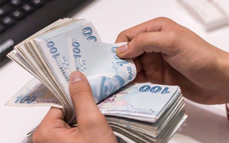 <p><strong>'ALIM GÜCÜ DÜŞEN ÇALIŞANLARIMIZIN MAAŞLARINDA BİR DÜZENLEME YAPILMASI ELZEMDİ'</strong></p>
<p>Son dönemlerde enflasyonda ciddi bir artış süreci yaşandı. Değişen ekonomi yönetimi ile birlikte enflasyonla ciddi bir mücadele başladı. Ancak gelinen noktada alım gücü düşen çalışanlarımızın maaşlarında bir düzenleme yapılması elzemdi. </p>