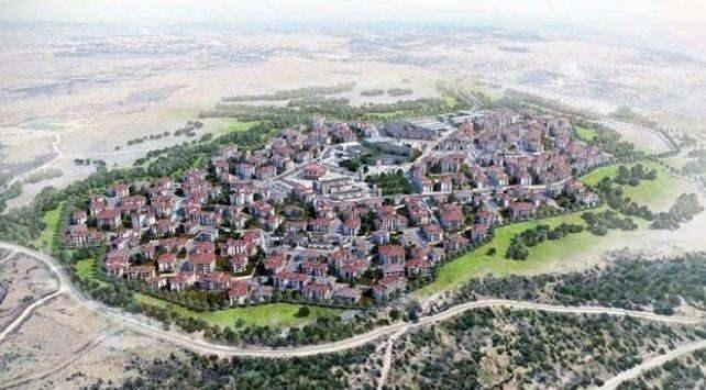 <p>Türkiye Cumhuriyeti'nde 81 ile bağlı 922 ilçeden bazılarının nüfusu, birçok ilden daha fazla...</p>
<p>Bir ilçenin il olabilmesi için nüfus, mevcut şehirleşme ve ulaşım durumu, hinterlandı, ekonomik çeşitliliği gibi birçok göstergesinin değerlendirilmesi gerekiyor</p>