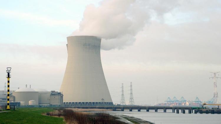 <p><strong>Bu da COP28'in en önemli hareketlerinden biri oldu. Rusya'ya enerjide bağımlı ülkeler için nükleer enerji bir çözüm olarak görülüyor. </strong></p>
