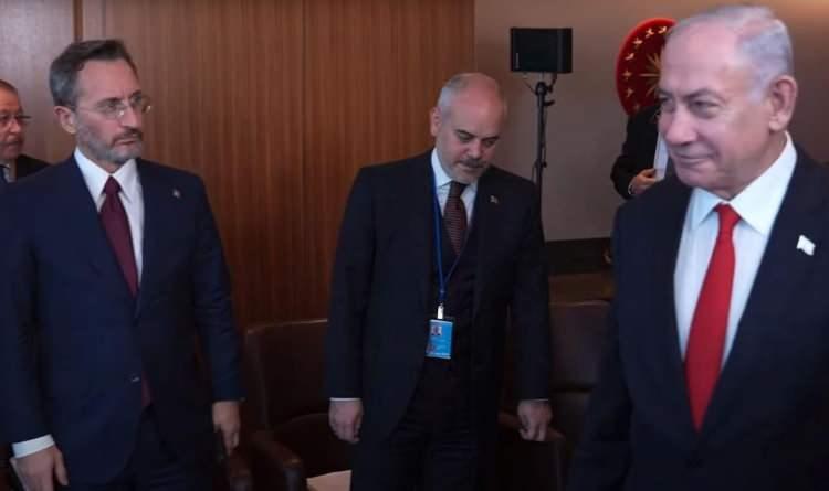 <p><strong>'NETANYAHU SOYKIRIMLA İLGİLİ KONUŞACAK SON KİŞİ'</strong></p>
<p>Netanyahu'nun, soykırımla ilgili konuşacak son kişi olduğunu belirten Altun,</p>