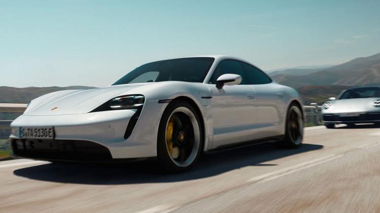 <p><strong><span style="color:#B22222">PORSCHE YENİ TAYCAN</span> | 2. YARI</strong></p>