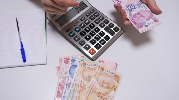 <p>yabancı çalışma belgesi 565 lira</p>
