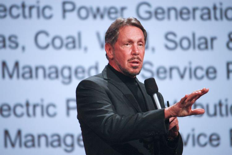 <p><span style="color:#B22222"><strong>8) LARRY ELLISON | 124 MİLYAR DOLAR</strong></span></p>

<p> </p>

<p>Lawrence Joseph Ellison, veritabanı yazılımı firması Oracle'ın kurucusu ve CEO'su dolar milyarderi iş insanı.</p>
