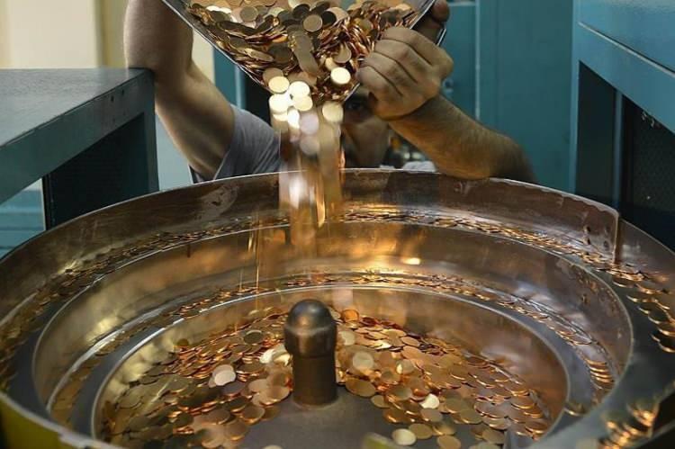 <p>Söz konusu sistem verileri, Çevre, Şehircilik ve İklim Değişikliği ile Ticaret bakanlıkları ve Gelir İdaresi Başkanlığına da aktarılacak.</p>

