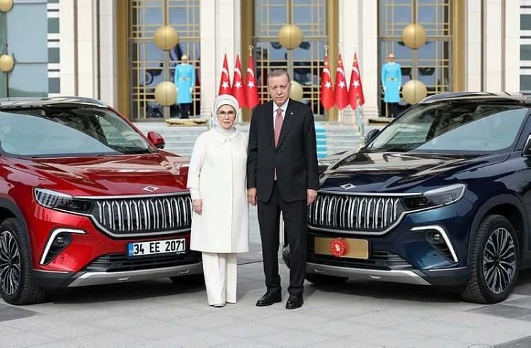 <p>60 yıllık yerli otomobil rüyası gerçeğe dönüştü ve Togg'un ilk teslimatı yapıldı. İlk SİHA gemisi TCG Anadolu denize indirildi. Karadeniz doğalgazı Filyos'ta karayla buluştu.<br />
 </p>
