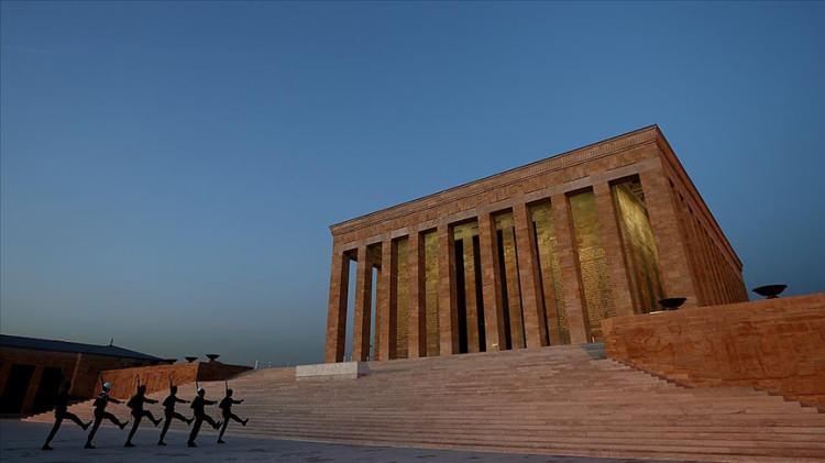 <p>ANKARA<br />
Anıtkabir</p>
