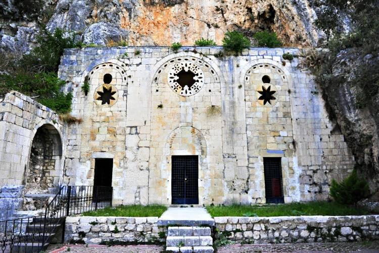 <p><span style="color:#B22222"><strong>HATAY</strong></span></p>
<p><strong>Kadınlarda ortalama yaşam süresi: 80,0</strong></p>
<p><strong>Erkeklerde ortalama yaşam süresi: 75,4</strong></p>
<p><strong>Ortalama: 77,7</strong></p>