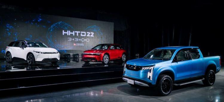 <p>Başka bir elektrikli araç girişimi olan Fisker, 2024'ten itibaren Ohio'da ikinci aracı Pear'ı üretmek için Foxconn'a başvurdu. Foxconn ayrıca bir başka girişim olan Indi EV için prototipler üretecek.</p>