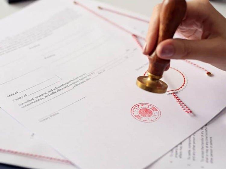 <p>Asgari ücrete yüzde 49,1 oranında yapılan artış, gelir vergisi ve damga vergisi istisnasına da yansıdı, ücretlilerin ödeyeceği vergiyi azalttı. Asgari ücretin vergi dışı olması nedeniyle tüm ücretliler, 2024 yılında 37 bin 126,92 lira gelir vergisi ve damga vergisi ödemeyecek.</p>
