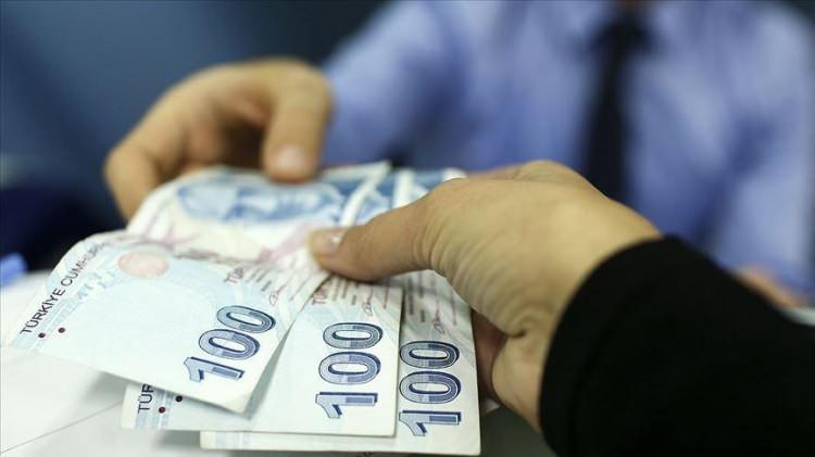 <p>Kamudaki 700 bin işçiyi ilgilendiren 2023 yılı Kamu Toplu İş Sözleşmeleri Çerçeve Protokolü, 9 Mayıs'ta Cumhurbaşkanlığı Külliyesi'nde düzenlenen törenle imzalandı.</p>
