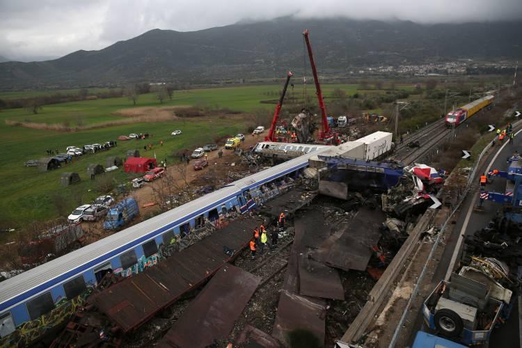 <p>Yunanistan’ın Larissa bölgesinde, 57 kişinin ölümüyle sonuçlanan tren kazası meydana geldi.</p>
