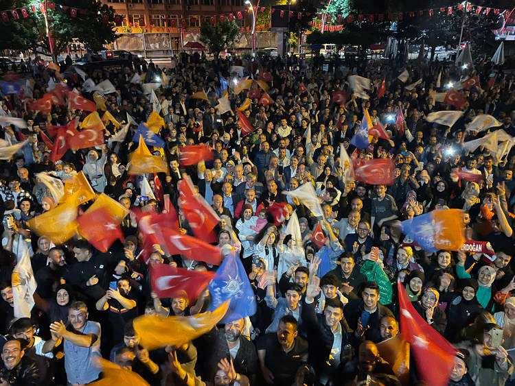 <p>10.Rize<br />
11.Sinop<br />
12.Tokat.</p>