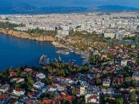 <p><span style="color:#B22222"><strong>G&Uuml;N&Uuml;BİRLİK KİRALANAN EVLERİN DENETİMİ YAPILDI</strong></span></p>
