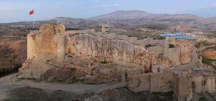 <p><strong>Elazığ-Elaziz</strong></p>
