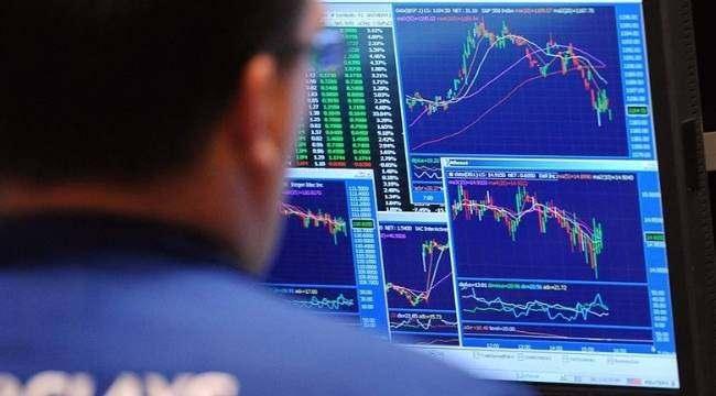 <p><strong>BORSA OLUMSUZ ETKİLENDİ</strong></p>