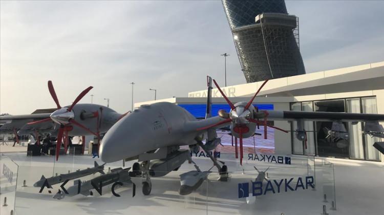 <p>Selçuk Bayraktar'ın aynı zamanda teknoloji liderliğini de yürüttüğü Baykar, 2022'de savunma ve havacılık sanayisinde yapılan toplam ihracatın yüzde 25'ten fazlasını tek başına yaptı.</p>
