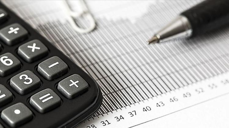 <p>2022 yılı vergilendirme dönemi gelir vergisi beyanlarında bir önceki yıla (2021) göre, beyan edilen matrah toplamında yüzde 88,97, tahakkuk eden vergi toplamında yüzde 96,88 artış gerçekleşti.</p>
