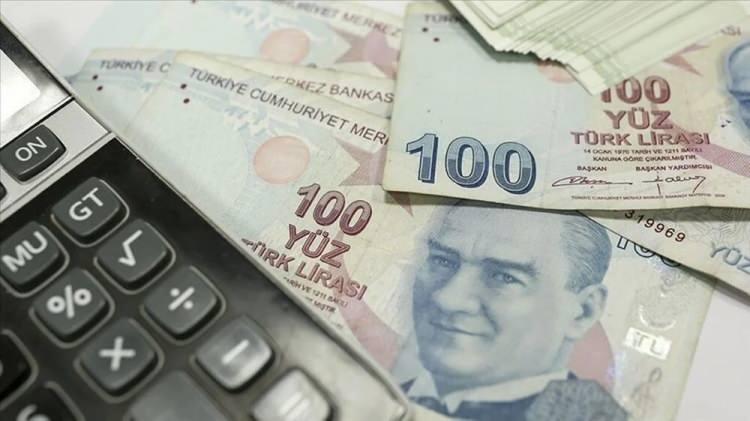 <p><strong>4B BAĞ-KUR EMEKLİ MAAŞI ÖDEME TARİHLERİ-</strong></p>
<p> </p>
<p>Tahsis numarası son rakamı 9,7 ve 5 olanlar ayın 25'inde,<br />
<br />
Tahsis numarası son rakamı 3, 1 olanlar ayın 26'sınde,<br />
<br />
Tahsis numarası son rakamı 8, 6 ve 4 olanlar ayın 27'sinde,<br />
<br />
Tahsis numarası son rakamı 2 ve 0 olanlar her ayın 28'inde emekli maaşlarını alırlar.</p>