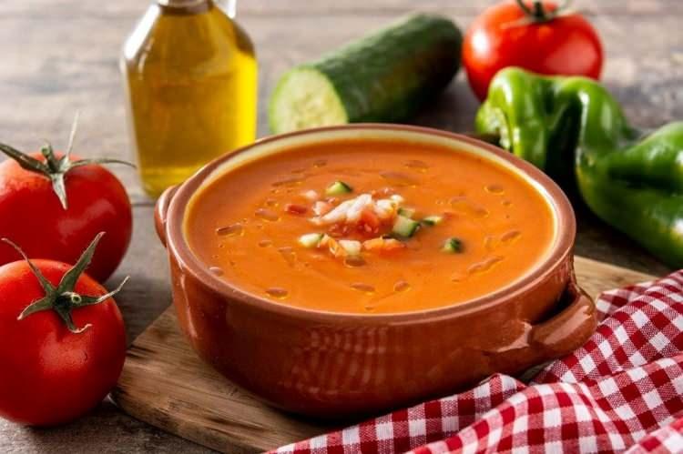 <p>Gazpacho, İspanya</p>
<p> </p>