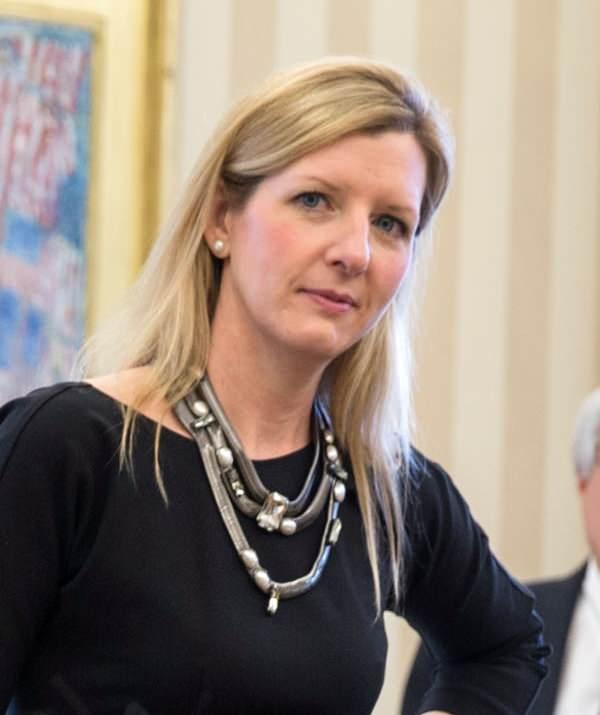 <p>Kathryn Ruemmler</p>
