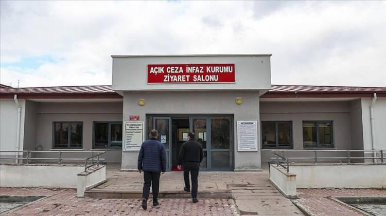 <p>Ceza ve İnfaz kurumlarında çalışanlar</p>

