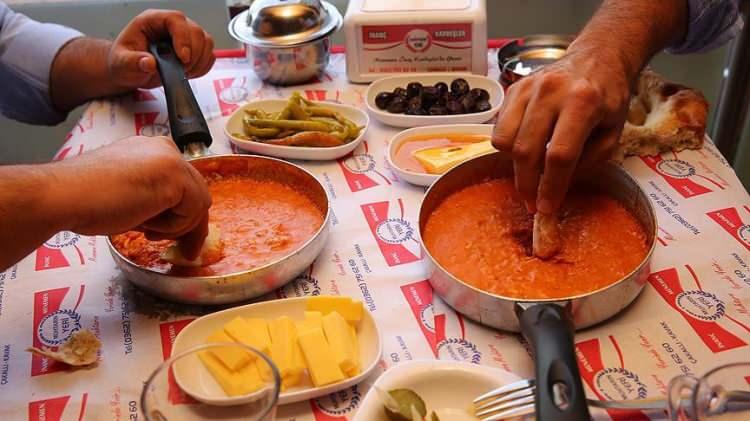 <p><strong>Samsun:</strong></p>

<p>19 Mayıs/Mustafa Kemal Atatürk, Çarşamba, Menemen / Pide</p>

<p> </p>
