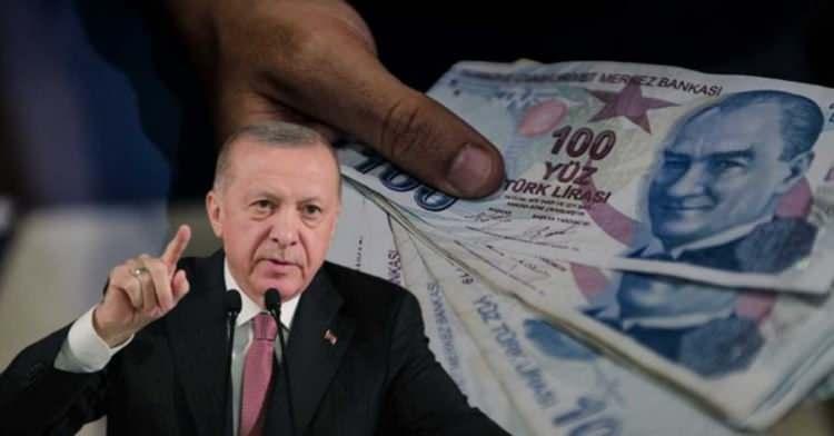 <p>Milyonlarca SSK ve Bağ-Kur emeklisinin ek zam çalışmasına çevrildi.<br />
 </p>

<p>SSK ve Bağ-Kur emeklilerine ek zam çalışmalarında sona gelindi. En düşük emekli aylığının yükseltilmesine yönelik çalışma, Kabine Toplantısında Cumhurbaşkanı Recep Tayyip Erdoğan'a sunulacak.</p>

<p> </p>
